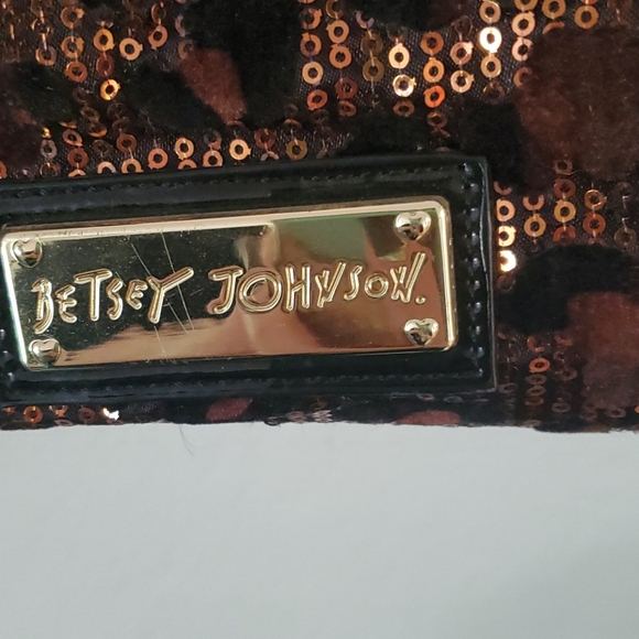 Purse - Picture 2 of 6